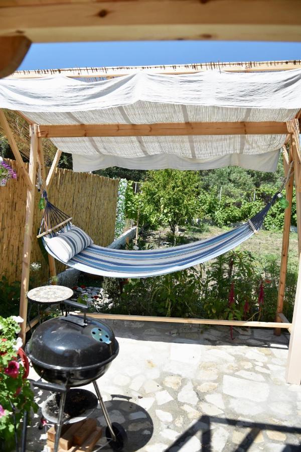 Holiday Oasis With Private Patio And Hammam-Style Bath In Chora-Pithagoreo, Samos Island Villa ปีตาโกเรโย ภายนอก รูปภาพ